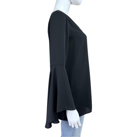 AMANDA UPRICHARD Black Popover Bell Sleeve Top - Picture 4 of 9